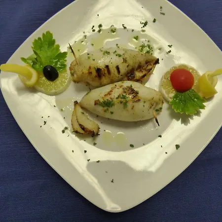 Отель Merano 3*